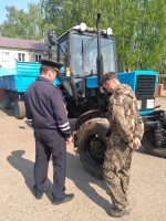 Прошёл технический осмотр тракторов